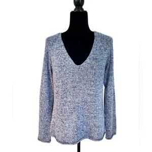 𝅺H & M Heather Blue V Neck Knit Sweater - Size Small